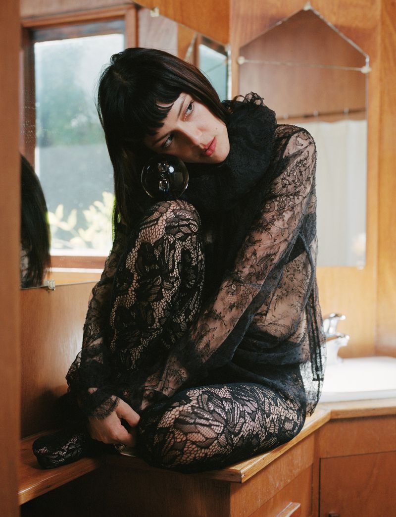 Heroine Magazine Issue 23 Maria Zardoya by Sophie Thatcher (Random cov -  YourCelebrityMagazines