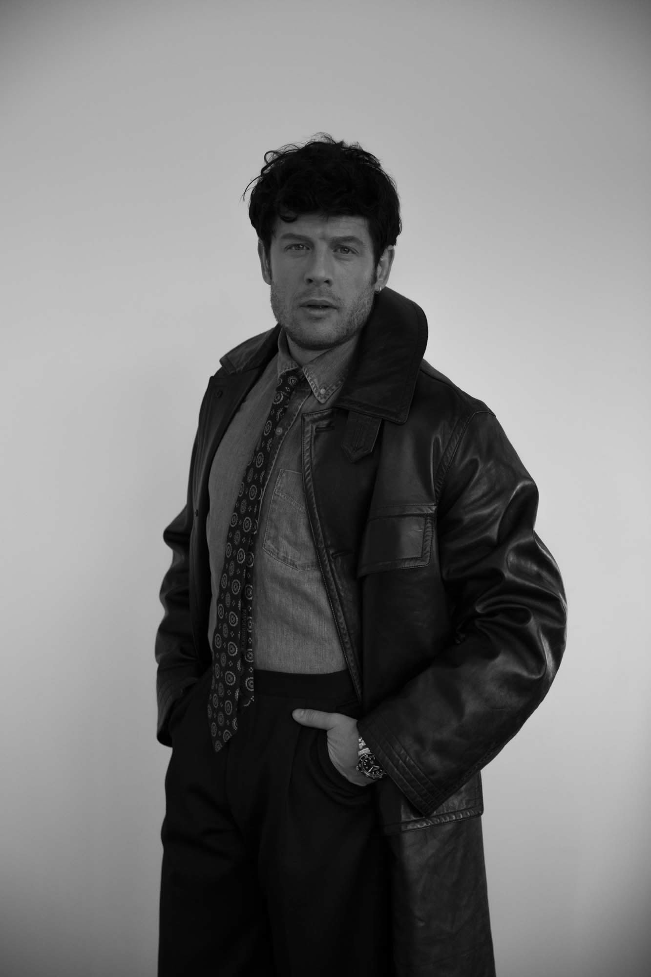 Glass Man Winter 2024 James Norton YourCelebrityMagazines glass-man-winter-2024-james-norton-yourcelebritymagazines