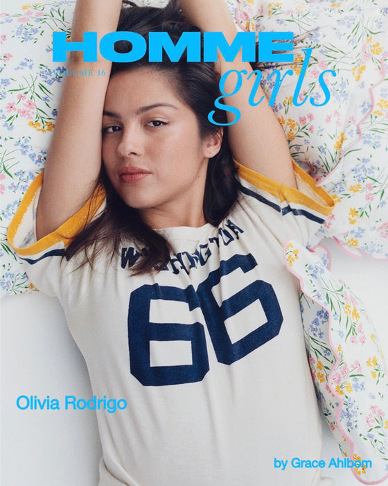HommeGirls Magazine Volume 16 Olivia Rodrigo Cover 1 (Pre-Order)
