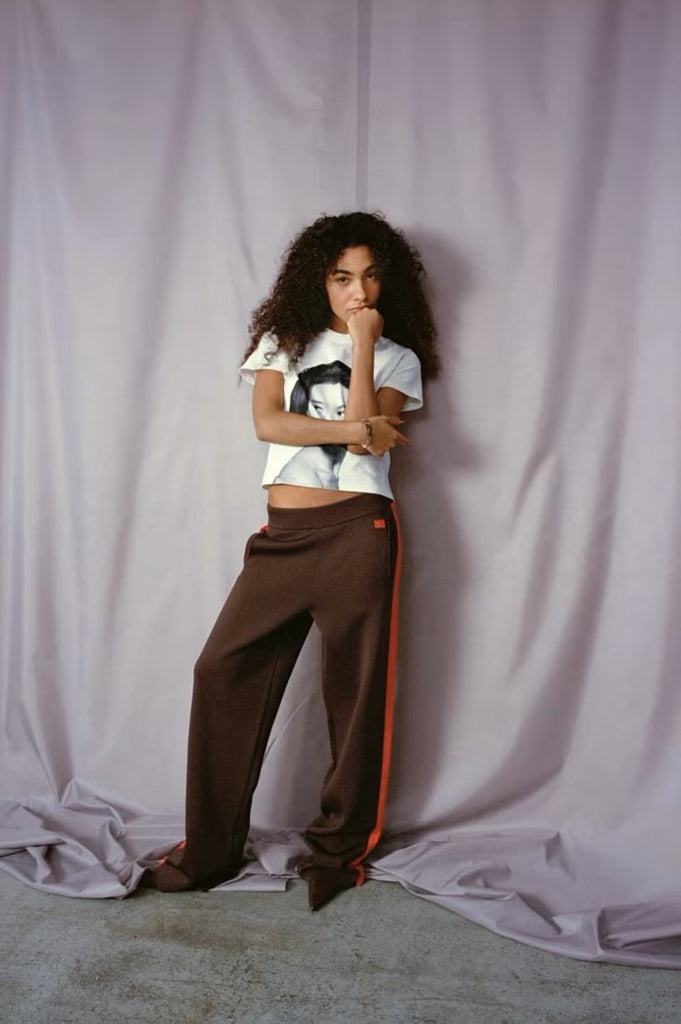 HTSI How To Spend It Magazine Oct 4th 2025 – GRACE ELIZABETH Olivia Dean