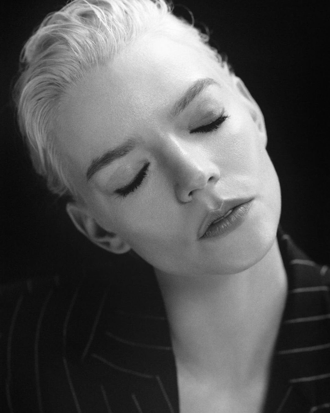 ANYA TAYLOR JOY ELLE USA MAGAZINE JUNE 2024 NEW Pre Order anya-taylor-joy-elle-usa-magazine-june-2024-new-pre-order