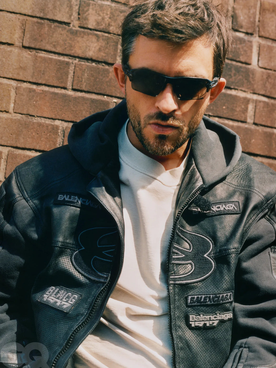 BRITISH GQ Magazine June 2025 Jonathan Bailey (Random cover)