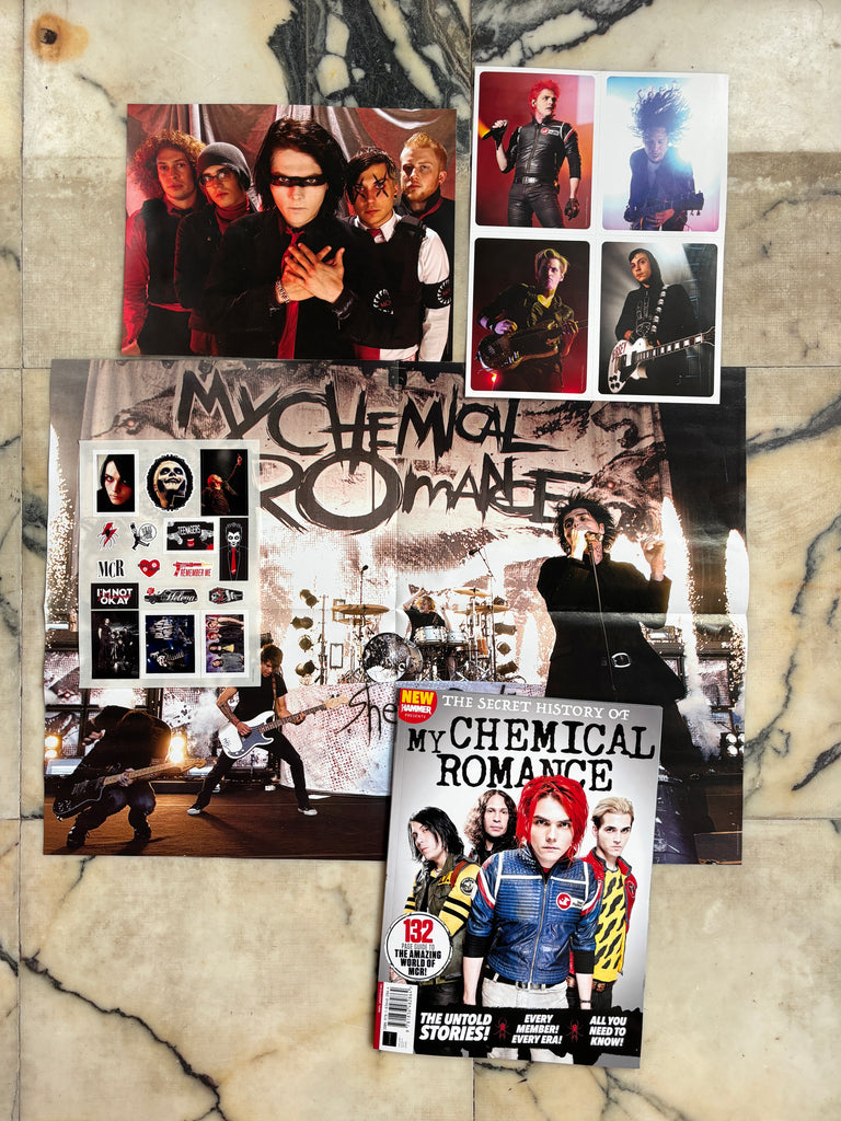 My Chemical Romance Ultimate Fan Pack Posters Stickers Art Cards Volum ...