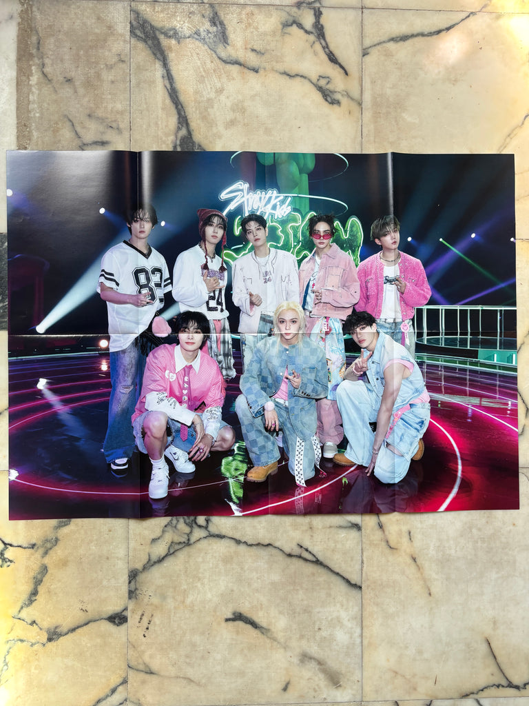 Stray Kids Art Cards Special magazine 2025 - 20 frameable cards - 2 giant posters