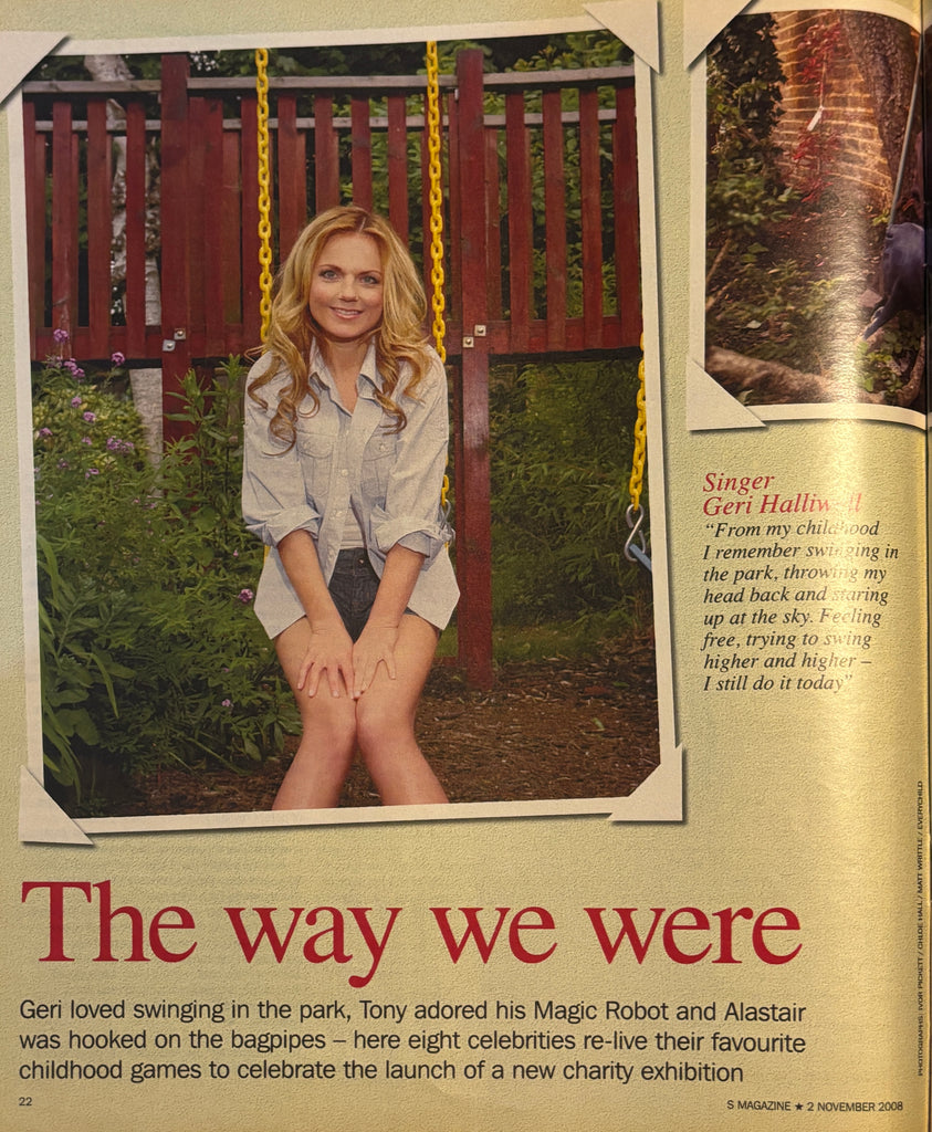 Sunday Express S Magazine - 2 November 2008, Amanda Burton, Twiggy, Geri Halliwell