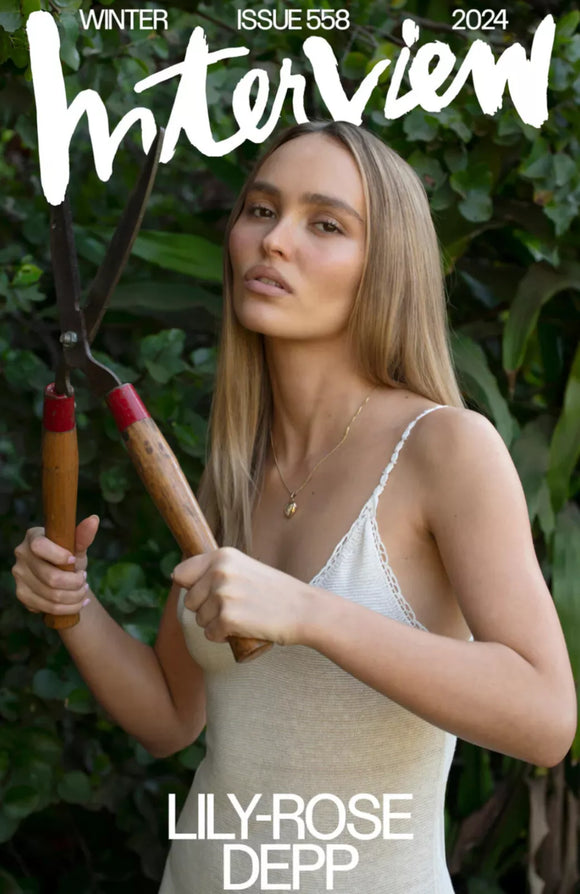 Lily Rose-Depp - YourCelebrityMagazines Lily Rose-Depp - YourCelebrityMagazines