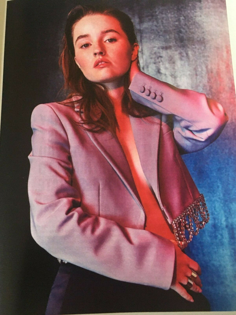 UK SUNDAY TIMES Magazine November 2019: KAITLYN DEVER (Unbelievable) JAMES BLUNT