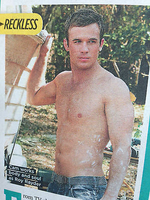 UK TV MAGAZINE - JOSH HARTNETT - CAM GIGANDET - JAMES ANDERSON - SOPHIE TURNER