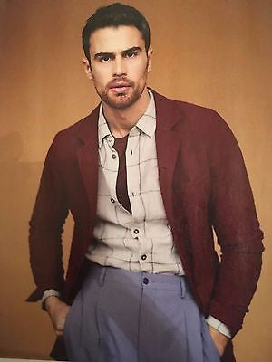 ES Magazine 10 March 2017 Theo James Hot! Photo Cover Interview - James Blunt