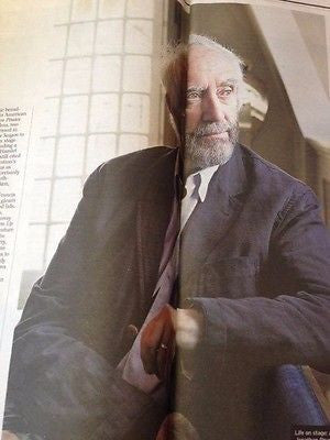 Jurassic World BRYCE DALLAS HOWARD PHOTO INTERVIEW JUNE 2015 JONATHAN PRYCE