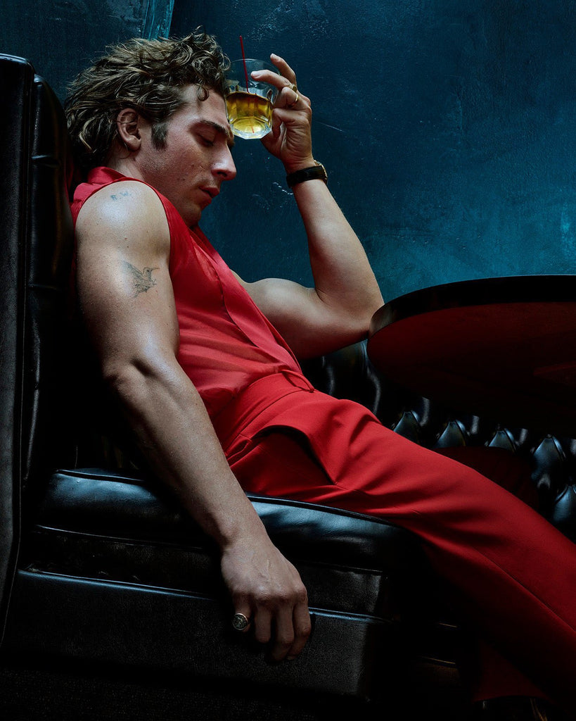 VANITY FAIR Magazine Hollywood 2023 REGE-JEAN PAGE Jeremy Allen White Emma Corrin Aaron Johnson