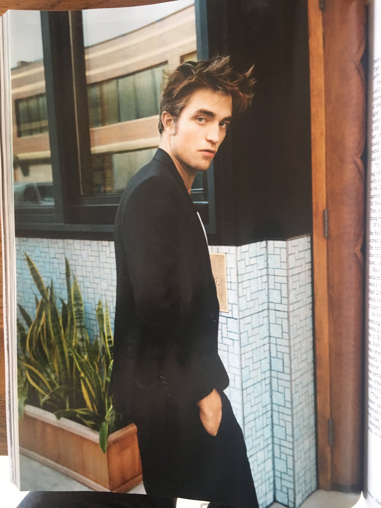 ESQUIRE UK Magazine October 2017 Robert Pattinson Rare Subscribers Cover