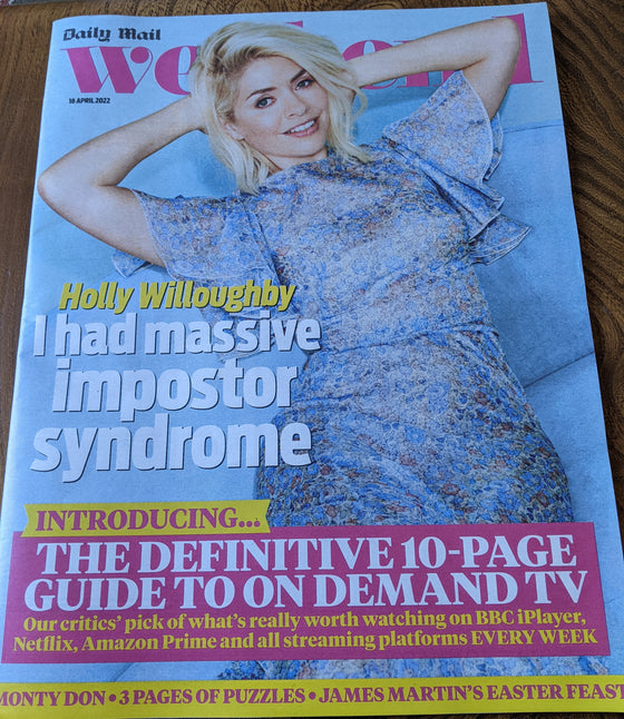 WEEKEND Mag 16/04/2022 HOLLY WILLOUGHBY Reece Shearsmith Suranne Jones