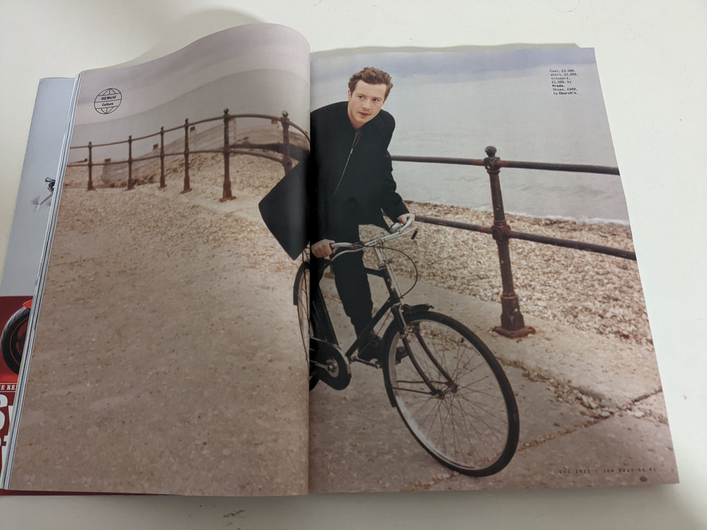 BRITISH GQ Magazine Dec/Jan 2022 Joseph Quinn