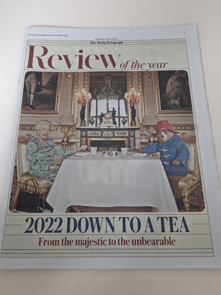TELEGRAPH REVIEW 10/12/2022 QUEEN ELIZABETH II & PADDINGTON Tom Burke
