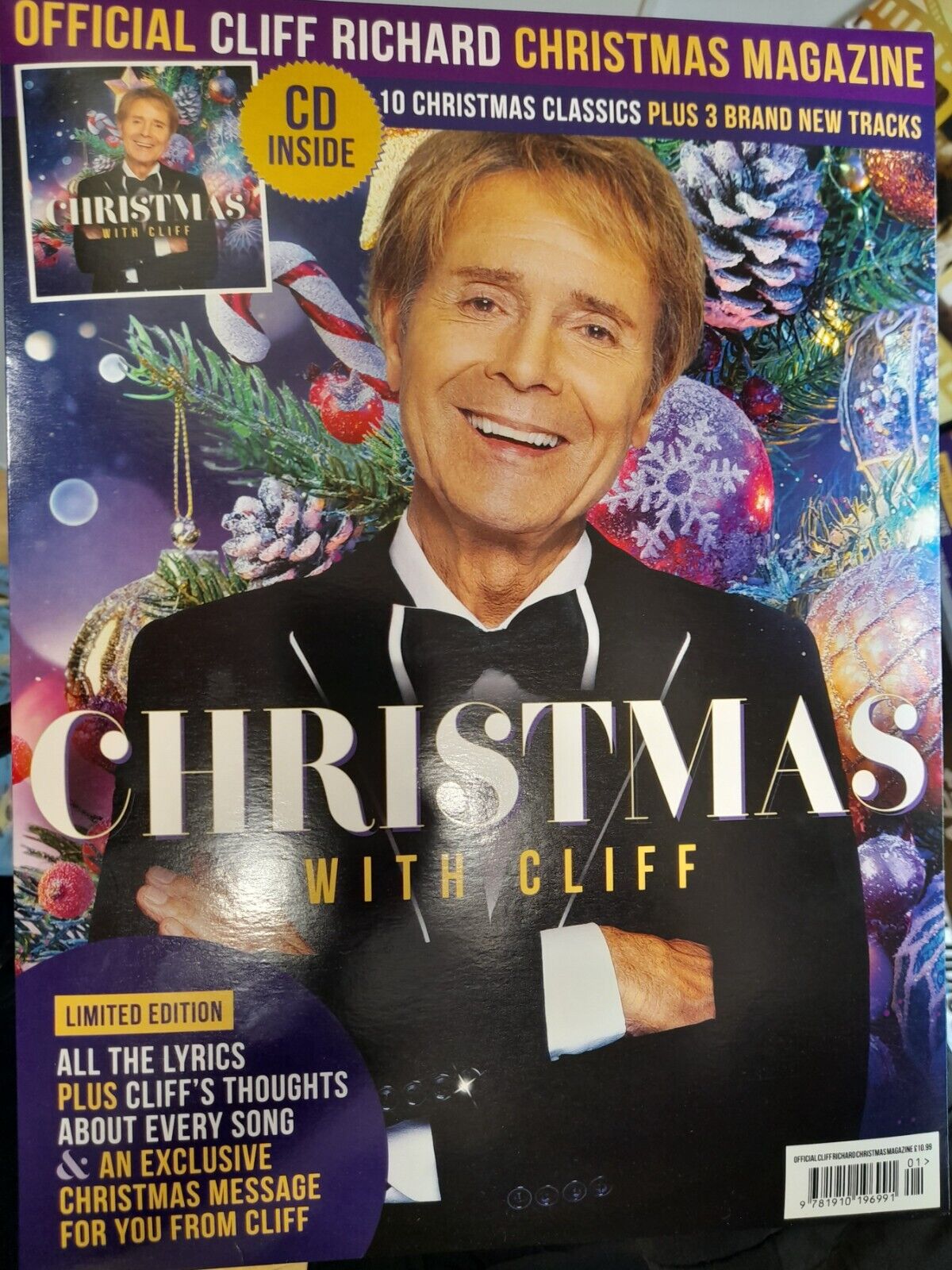 Christmas With Cliff Richard Official Magazine & 13Track CD New